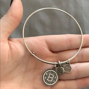 Boston Bruins alex and ani silver bracelet